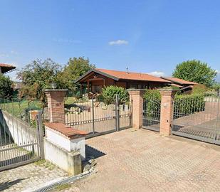 Immobile in asta di 98 m² con 4 locali a Strambino
