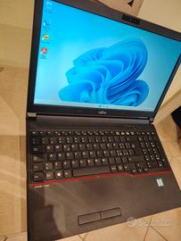 FUJITSU lifebook i5  8 GB ram ssd da 250 gb memori