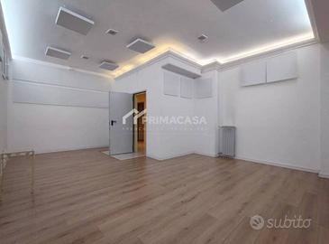 Immobile di 194 m² con più di 5 locali a Milano