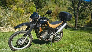 YAMAHA XT 660 R ENDURO APPENA TAGLIANDATO