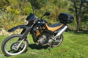 YAMAHA XT 660 R ENDURO APPENA TAGLIANDATO
