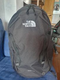 North Face  "VAULT" Zaino  col. nero