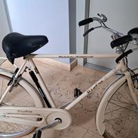 Bicicletta stile vintage con freni a bacchetta