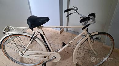 Bicicletta stile vintage con freni a bacchetta