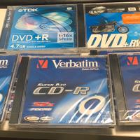 2 DVD e 5 CD NUOVI MAI APERTI COME DA FOTO