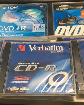 2 DVD e 5 CD NUOVI MAI APERTI COME DA FOTO