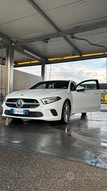 Mercedes classe a 180d sport automatica w177