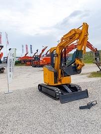 ESCAVATORE YANMAR B2X 22 q DA AGRIRAGAZZI