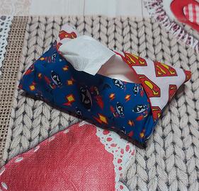 Porta Fazzoletti fatto a mano Superman Super Eroe
