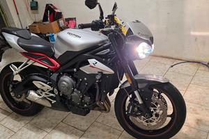 Triumph street triple 765 R