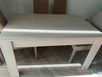 Tavolo modello Cloud mondo convenienza