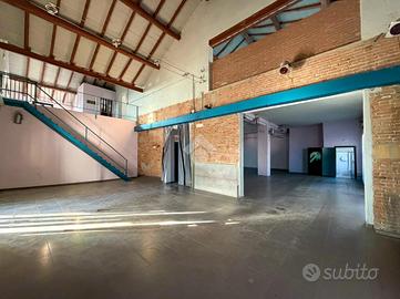 CAPANNONE A PIACENZA