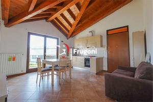 AMPIO BILOCALE CON DOPPIO BOX IN RESIDENCE CON PIS