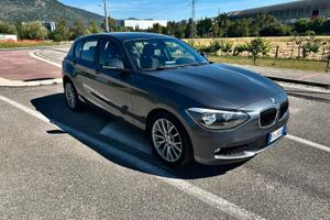 BMW Serie I (F20) 116d URBAN