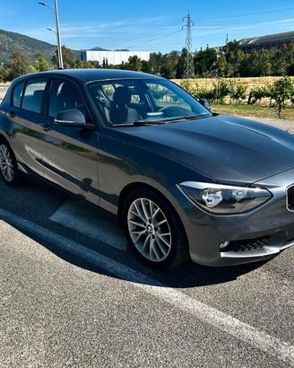 BMW Serie I (F20) 116d URBAN
