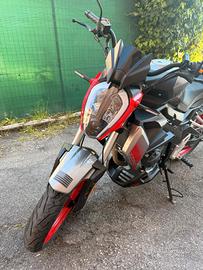 Um XTREET 125