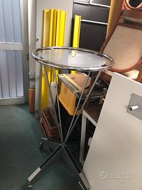 Stend espositivo di abbigliamento .