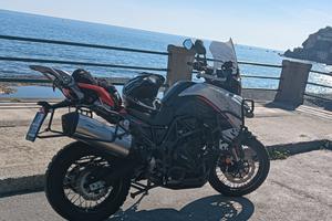 Benelli TRK X 702