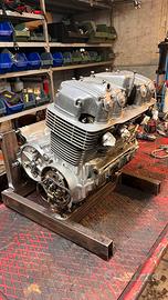 Honda cb 750 four motore