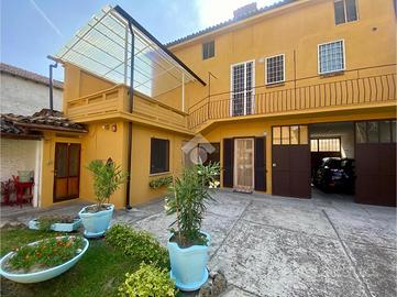 CASA SEMINDIPENDENTE A CASTELNUOVO SCRIVIA