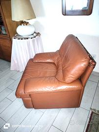 DUE POLTRONE IN VERA PELLE