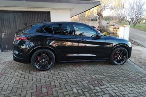 Alfa romeo stelvio veloce TI tetto 