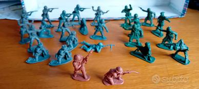 23 soldatini made Hong Kong