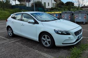 Volvo V40 D2 1.6