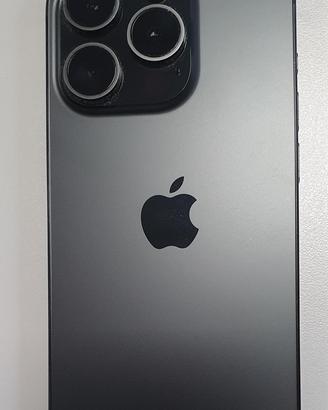 Iphone 15 pro in ottime perfetto 256 gb titanio