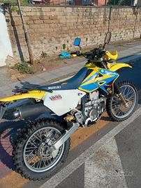 Suzuki DRZ 400 S restaurata