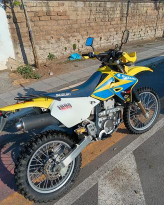 Suzuki DRZ 400 S restaurata