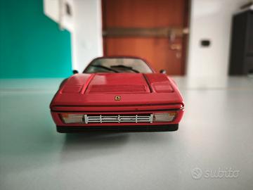 Ferrari 328 GTS scala 1:18