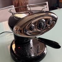 Macchinetta Caffè Illy