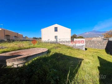 Villa o villino Aci Sant'Antonio [DMR-SS131-SPVRG]