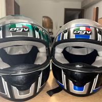 Caschi agv