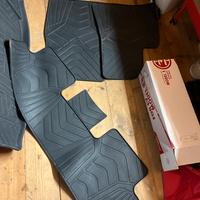 Tappetini in gomma tesla model 3