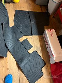 Tappetini in gomma tesla model 3