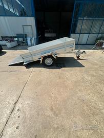 Rimorchio pima pronta consegna.