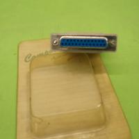 Adattatore DB25F-DB25F - nuovo, acquistato e mai u