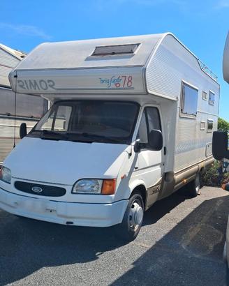 Camper Rimor Superbrig 678
