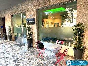 Libertà - Negozio Largo degli Abeti Mq 100 - 2Luci