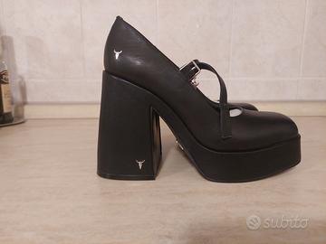 Scarpe Windsor Smith mod.KISSES 