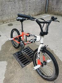 Bicicletta BMX