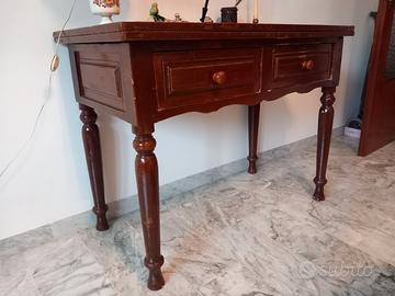 Scrivania / Antico tavolo da cucina