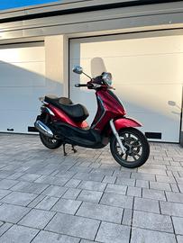 Piaggio Beverly Tourer 300 Rosso