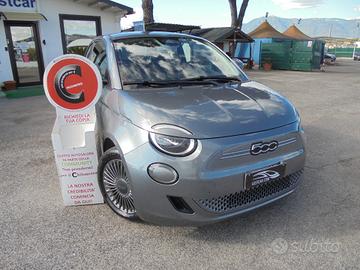 Fiat 500 500e Berlina 42 kWh Icon