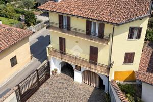 4 LOCALI A CALOLZIOCORTE