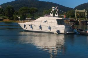 Ferretti Altura 44