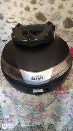 Bauletto rigido posteriore Givi 36L e staffa