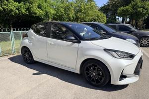 Toyota yaris hybrid Style 2023 km 31000